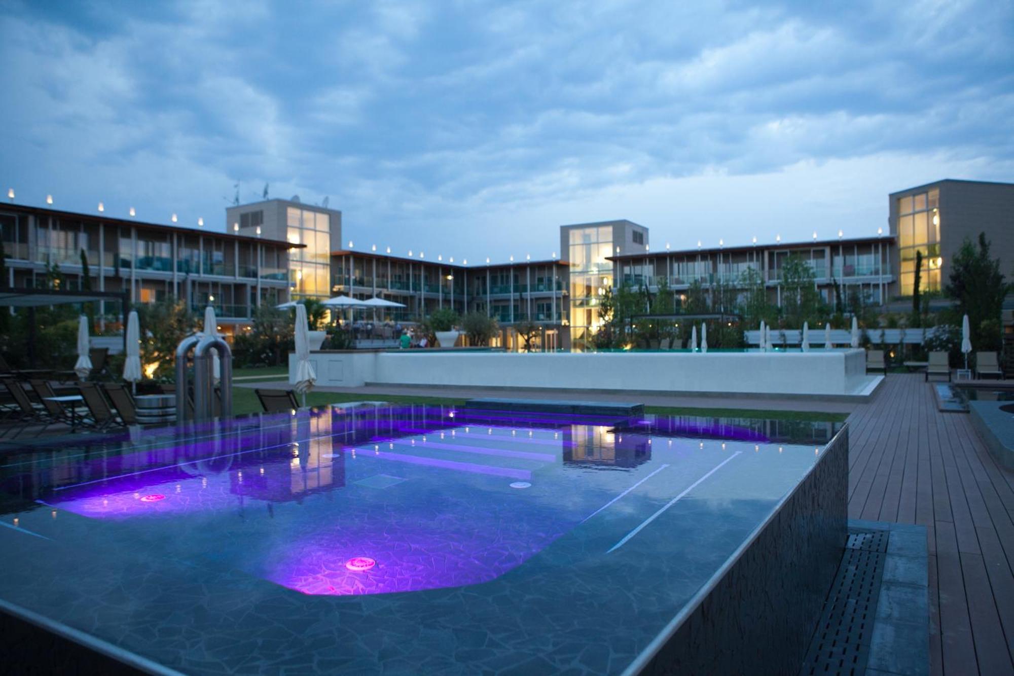 Aqualux Hotel Spa Suite & Terme Bardolino Exterior foto